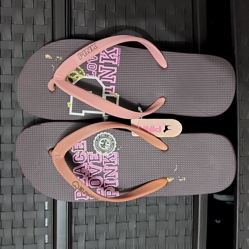 New! Rare Pink! flip flops